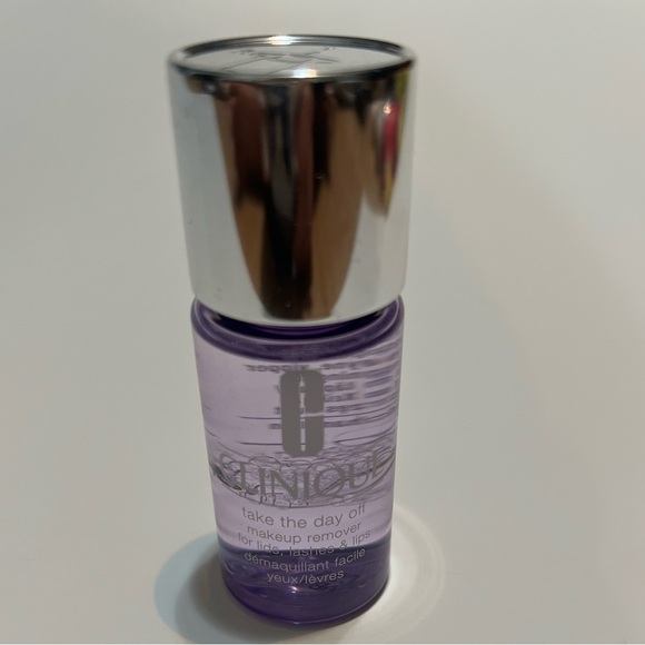 CLINIQUE Makeup Remover - Picture 5 of 5